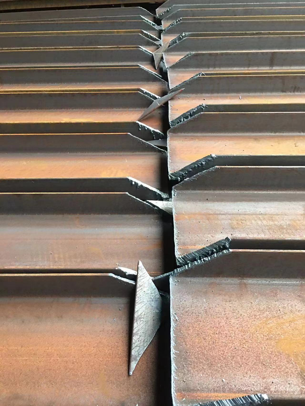 澄海区工地专用铺路钢板出租支护槽钢 - 方案